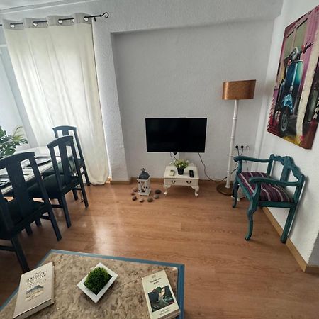 Apartamento Grao Playa Gandia capacidad 6-7 personas Invitamos a los jóvenes! 5to sin ascensor Exterior foto