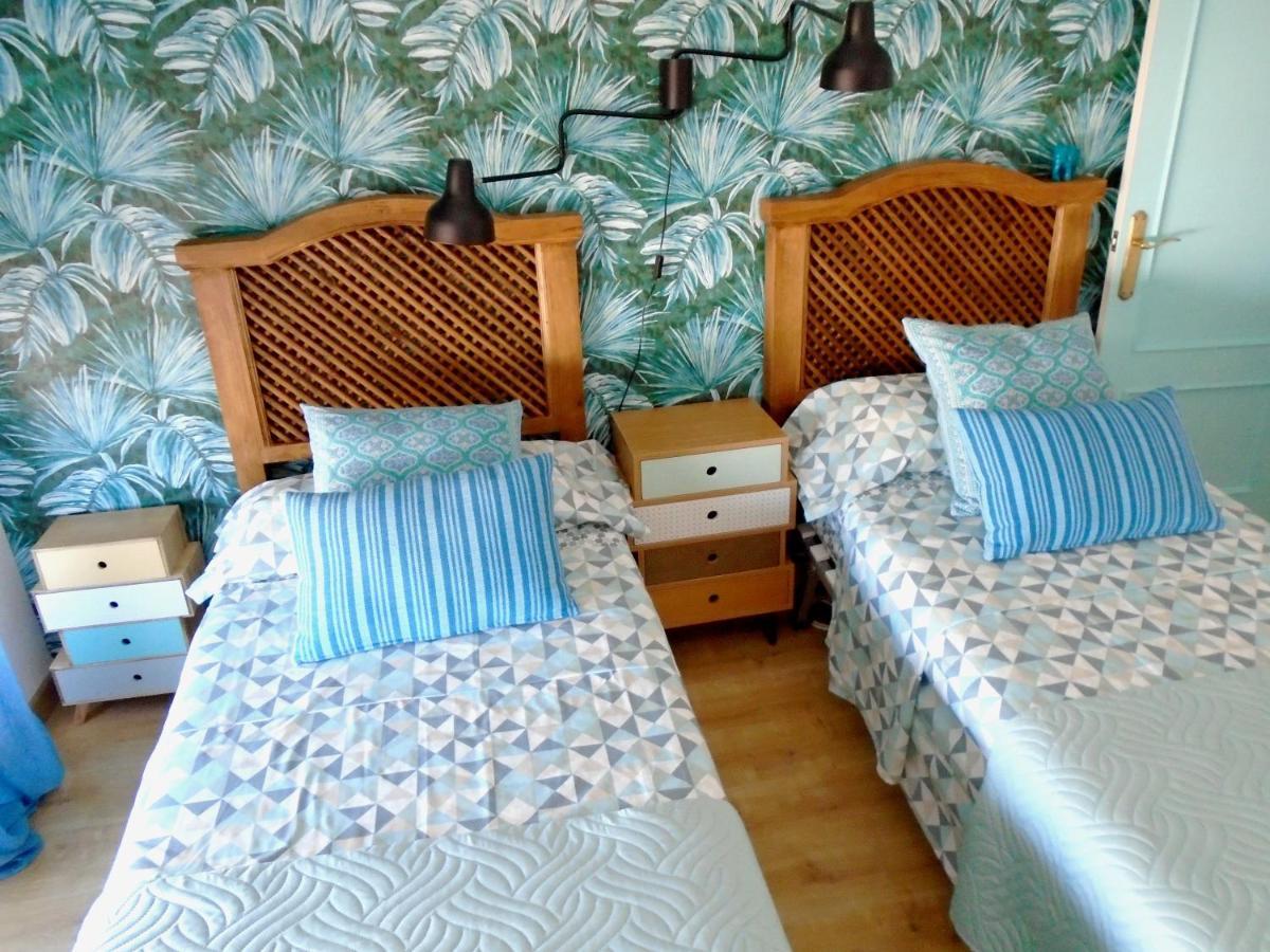 Apartamento Grao Playa Gandia capacidad 6-7 personas Invitamos a los jóvenes! 5to sin ascensor Exterior foto