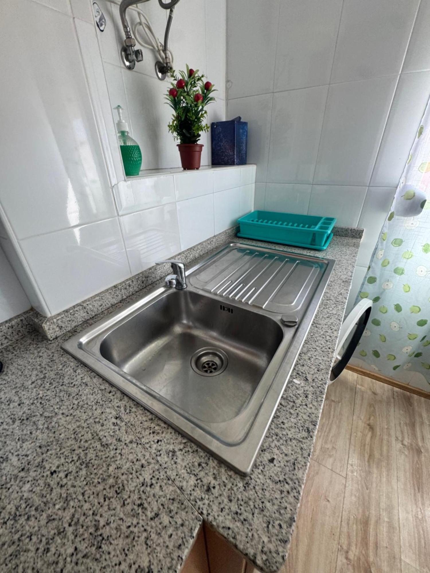 Apartamento Grao Playa Gandia capacidad 6-7 personas Invitamos a los jóvenes! 5to sin ascensor Exterior foto